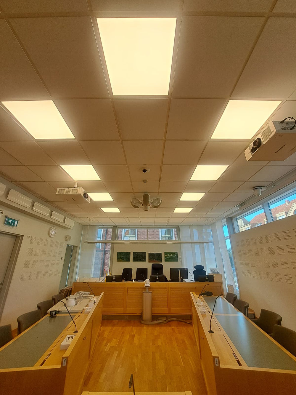 Ystads tingsrätt – Modern LED-belysning för rättssalar